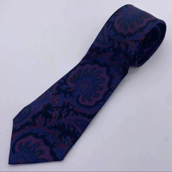 ⭐️3 for $20 Sale‼️ 100% Silk Made in Italy Neck Tie 🇮🇹 - Picture 1 of 3